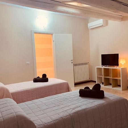 Casa Amelie Apartman Peschiera del Garda Kültér fotó